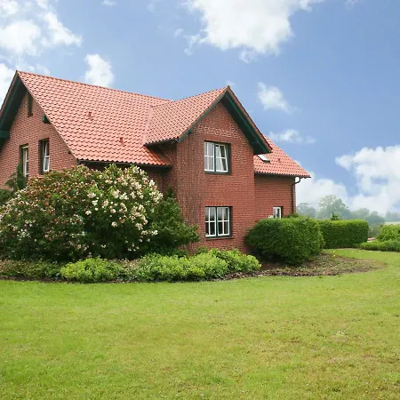 Cozy With Garden In Blowatz Near The Sea * Dreveskirchen